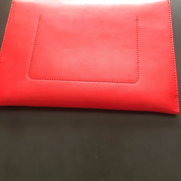 Purse - Picture 2 of 3